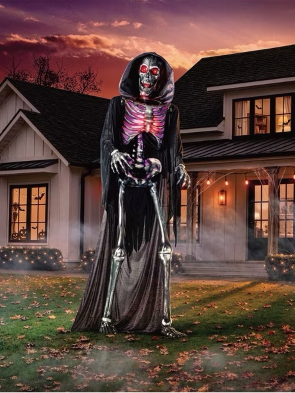 11' Pre-Lit Animated Towering Reaper